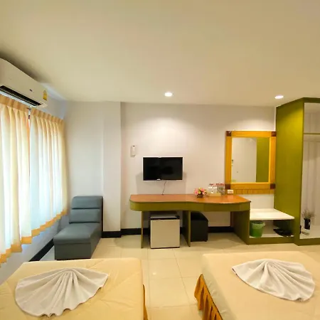 Polkadot Hostel Phitsanulok Exterior photo