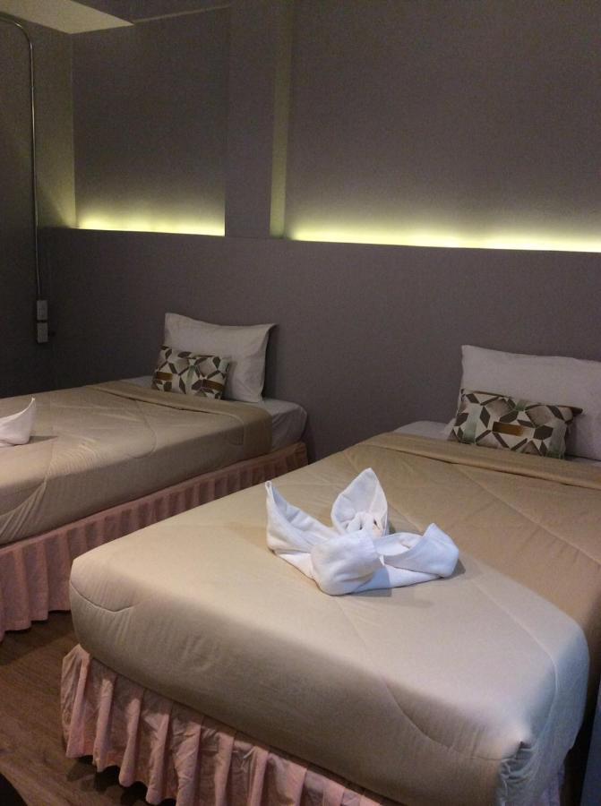 Hotel Polkadot 3*